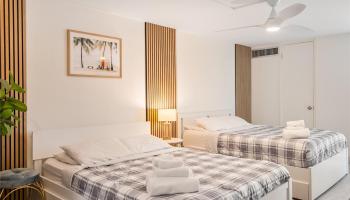 Tradewinds Plaza condo # 610, Honolulu, Hawaii - photo 3 of 24