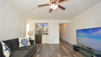 Crescent Park condo # 1201, Honolulu, Hawaii - photo 5 of 25