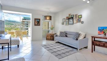 Crescent Park condo # 1202, Honolulu, Hawaii - photo 2 of 25