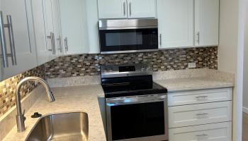 2575 Kuhio Ave Honolulu - Rental - photo 1 of 21