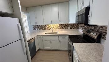 2575 Kuhio Ave Honolulu - Rental - photo 2 of 21