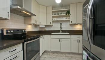 Crescent Park condo # 1502, Honolulu, Hawaii - photo 5 of 20