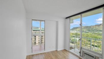 Crescent Park condo # 1504, Honolulu, Hawaii - photo 3 of 21