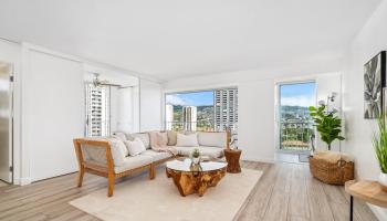 Crescent Park condo # 1702, Honolulu, Hawaii - photo 1 of 1