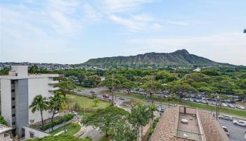 Crescent Park condo # 904, Honolulu, Hawaii - photo 3 of 24