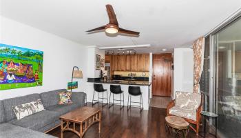 2600 Pualani Way Honolulu - Rental - photo 5 of 25