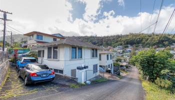 2605 Kamanaiki Street Kalihi Uka, Honolulu home - photo 1 of 20 2605 Kamanaiki Street Kalihi Uka, Honolulu home - photo 1 of 20