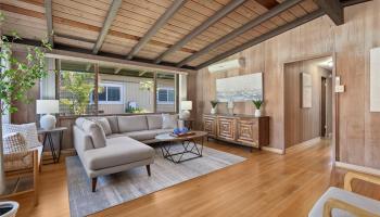 261  Kaliponi Street Wahiawa Area, Central home - photo 2 of 25