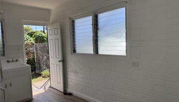 2624 Nahaku Pl Honolulu - Rental - photo 4 of 11