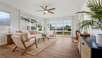 2625  Puninoni St Wahiawa Heights, Central home - photo 2 of 17