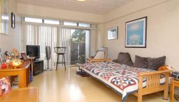 University Plaza condo # H, Honolulu, Hawaii - photo 2 of 8 University Plaza condo # H, Honolulu, Hawaii - photo 2 of 8