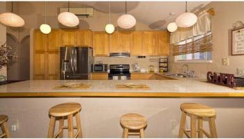 2630 Namauu Dr Puunui, Honolulu home - photo 2 of 10 2630 Namauu Dr Puunui, Honolulu home - photo 2 of 10