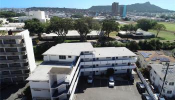 2636 Maunawai Pl Honolulu - Multi-family - photo 2 of 25