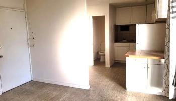 Varsity Villa condo # 414, Honolulu, Hawaii - photo 2 of 6