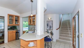 2654  Lowrey Ave Manoa Area, Honolulu home - photo 5 of 25