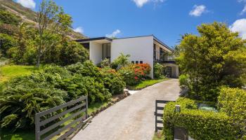 270 Makaweli Place Triangle, Hawaii Kai home - photo 1 of 24 270 Makaweli Place Triangle, Hawaii Kai home - photo 1 of 24