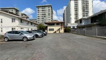 2704 Nakookoo St Honolulu - Rental - photo 1 of 11