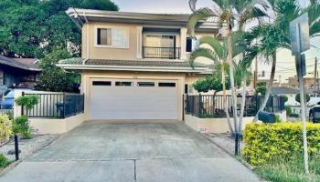 2705  Kaaha Street Moiliili, Honolulu home - photo 2 of 11