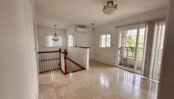 2705  Kaaha Street Moiliili, Honolulu home - photo 6 of 11