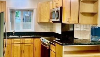 2705  Kaaha Street Moiliili, Honolulu home - photo 2 of 18