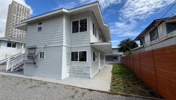 2711 Waiaka Rd Honolulu - Multi-family - photo 3 of 19