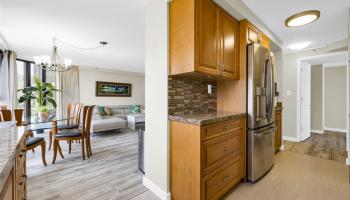 Kings Gate condo # 1007, Honolulu, Hawaii - photo 5 of 15