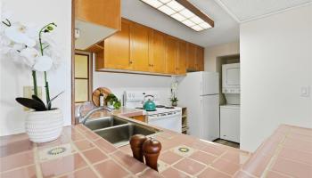 Kings Gate condo # 1805, Honolulu, Hawaii - photo 6 of 19