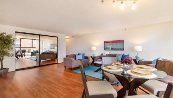 Kings Gate condo # 606, Honolulu, Hawaii - photo 3 of 23 Kings Gate condo # 606, Honolulu, Hawaii - photo 3 of 23