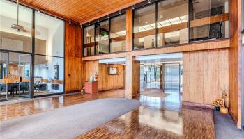 Kings Gate condo # 705, Honolulu, Hawaii - photo 3 of 15