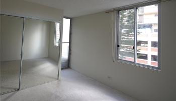 Hale Kulanui condo # 402, Honolulu, Hawaii - photo 5 of 12