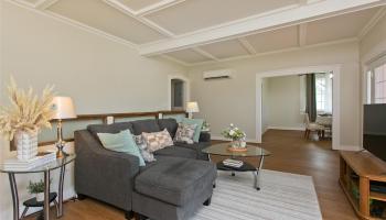 2742  Manoa Road Manoa Area, Honolulu home - photo 4 of 25