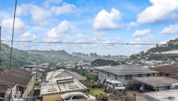 2745  Booth Road Pauoa Valley, Honolulu home - photo 4 of 14