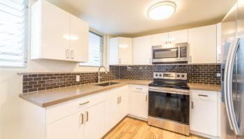Moiliili Gardens condo # I201, Honolulu, Hawaii - photo 1 of 15