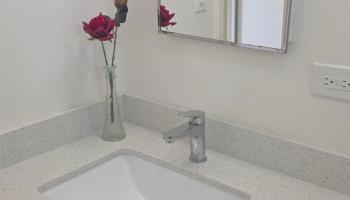 Moiliili Gardens condo # I308, Honolulu, Hawaii - photo 4 of 19