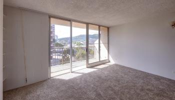 Rainbow Place condo # 702, Honolulu, Hawaii - photo 3 of 14