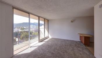 Rainbow Place condo # 702, Honolulu, Hawaii - photo 4 of 14