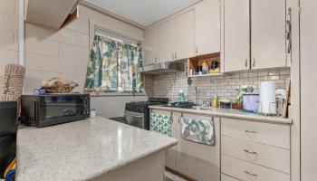 2765 Kapiolani condo # 107, Honolulu, Hawaii - photo 2 of 13