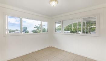 2777  Kalihi Street Kalihi Valley, Honolulu home - photo 4 of 24