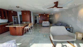 2801 Coconut Ave Honolulu - Rental - photo 4 of 12