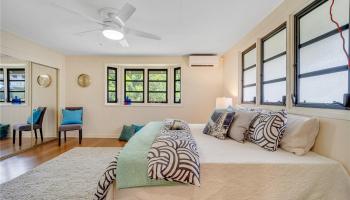 2807 Puumele Place Nuuanu Area, Honolulu home - photo 1 of 16 2807 Puumele Place Nuuanu Area, Honolulu home - photo 1 of 16