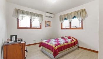 281  Puiwa Road Dowsett, Honolulu home - photo 4 of 19