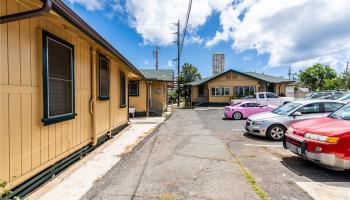 2816 Waialae Ave Honolulu - Multi-family - photo 5 of 21