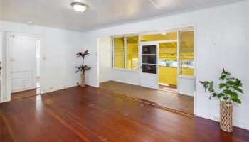 2826  Numana Rd Kalihi Valley, Honolulu home - photo 3 of 22