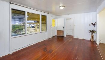 2826  Numana Rd Kalihi Valley, Honolulu home - photo 4 of 22