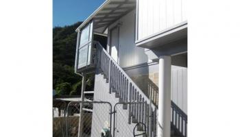 2828A Kalihi St Apt A Kalihi Valley, Honolulu home - photo 3 of 25 2828A Kalihi St Apt A Kalihi Valley, Honolulu home - photo 3 of 25