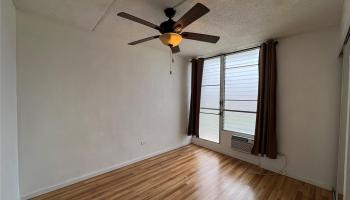 2845 Waialae Ave Honolulu - Rental - photo 4 of 8