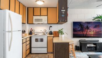 Waialae Pl condo # 306, Honolulu, Hawaii - photo 2 of 17