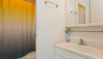 Waialae Pl condo #504, Honolulu, Hawaii - photo 4 of 10