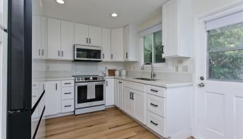284A Moomuku Place Kuliouou, Diamond Head home - photo 6 of 24