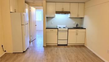 2860 Waialae Ave Honolulu - Rental - photo 4 of 14